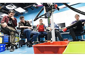 grasping robots compete to rule amazon’s warehouses grasping robots compete to rule amazon’s warehouses