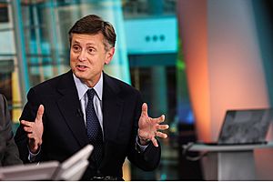 dollar sells off on fed vice chair richard clarida's dovish comments dollar sells off on fed vice chair richard clarida's dovish comments